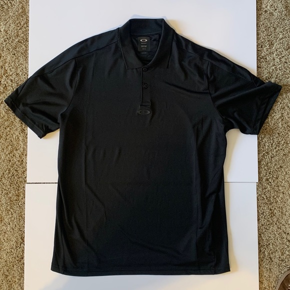 Oakley Other - Black Oakley golf shirt/polo. Sz. Medium